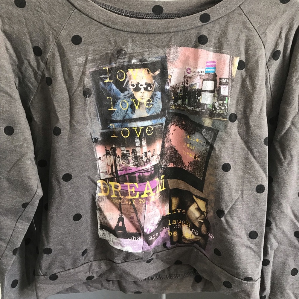 Long sleeve sweater shirt